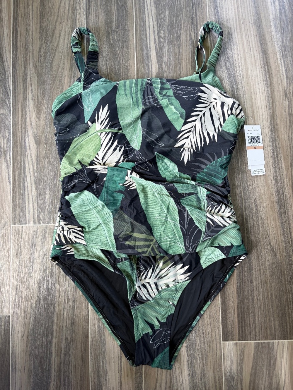 NWT Jantzen Swimsuit Women’s 12 Underwire Tummy Control Black Palm Leaf